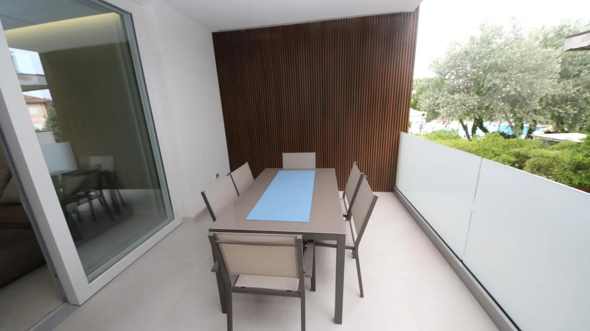 Fully Renovated Flat For 5 In Rosolina Mare